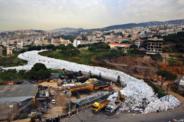 Specials-pollution-lebanon-garbage-crisis-fanack-HH1024px