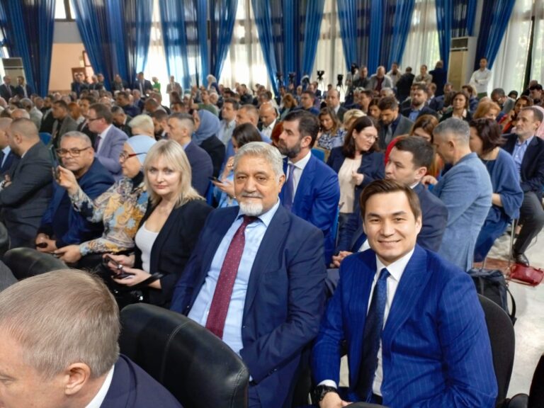 بعثة روسية اقتصادية تعزز التعاون بين روسيا ودول الخليج برئاسة لبنانية من ابن الشوف الدكتور رجا العلي