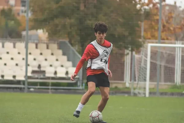 photo 5954231901566912245 y 152134 large