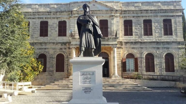 في ذكرى تأسيسها الـ 39… المكتبة الوطنية في بعقلين أكبر مكتبة عامة في لبنان وتضم أكثر من 200 ألف كتاب ونافذة رقمية